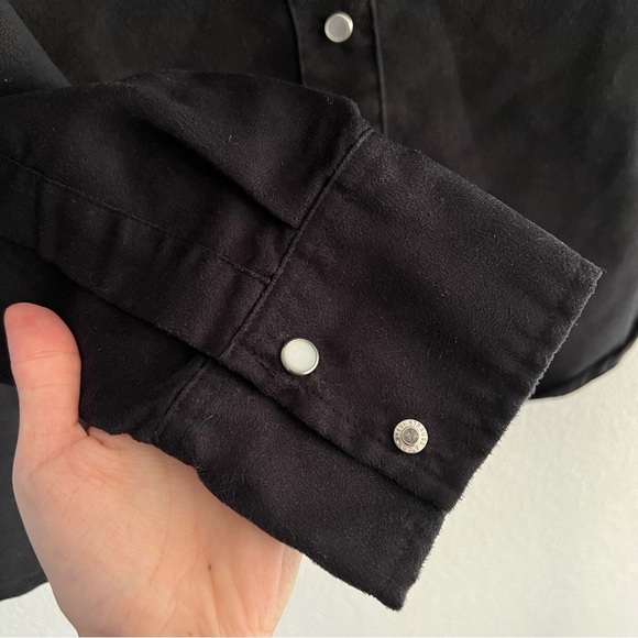 Levis Womens Faux Suede Western Pearl Snap Button Up Shirt Red Stitch Equestrian - Picture 6 of 10